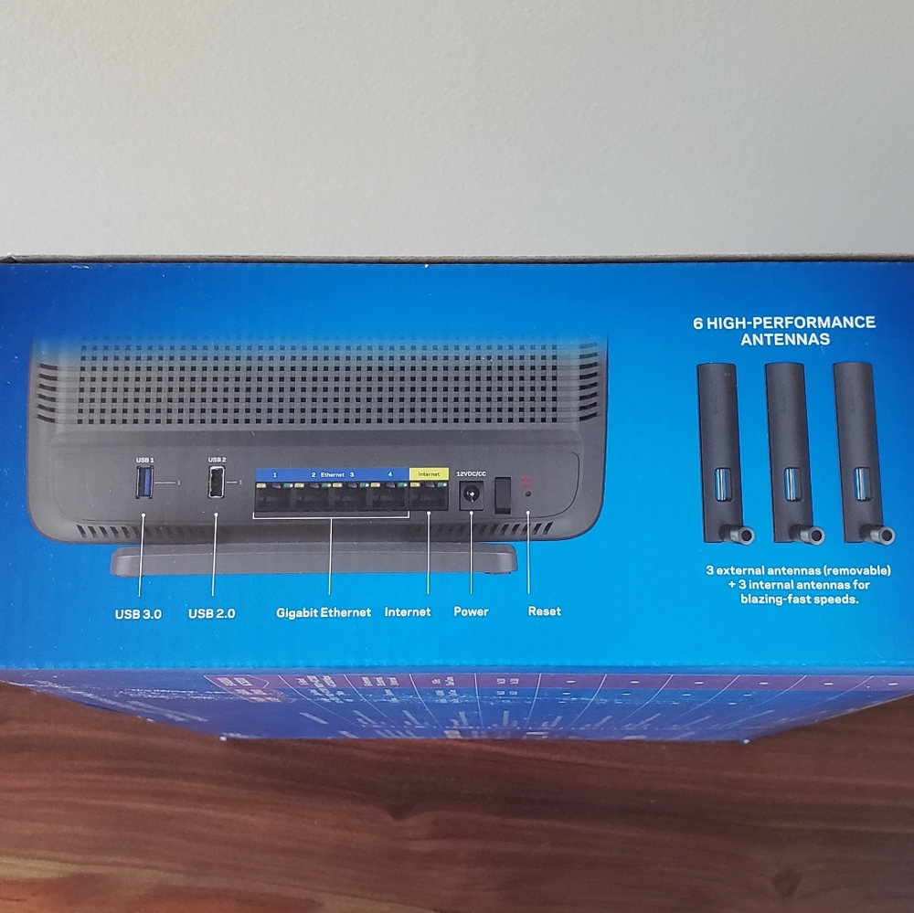 Linksys AC3200 Tri-Band Smart WiFi Router - Picture 4 of 14
